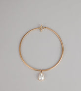 Soft Focus Pearl Collar Necklace