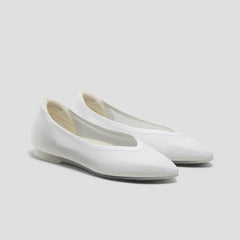 Pointed-Toe Dual-Cushion City Flats (Ecostitch™ Flat Pro)