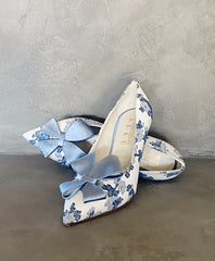 Caitlin Pointed Toe Pump Blue Bloom
