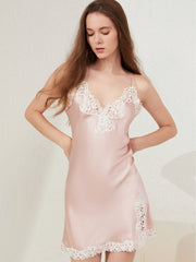 Elegant Lace Mulberry Silk Chemise