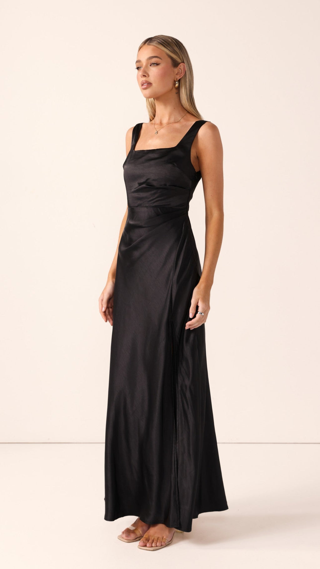 Alaria Maxi Dress - Black
