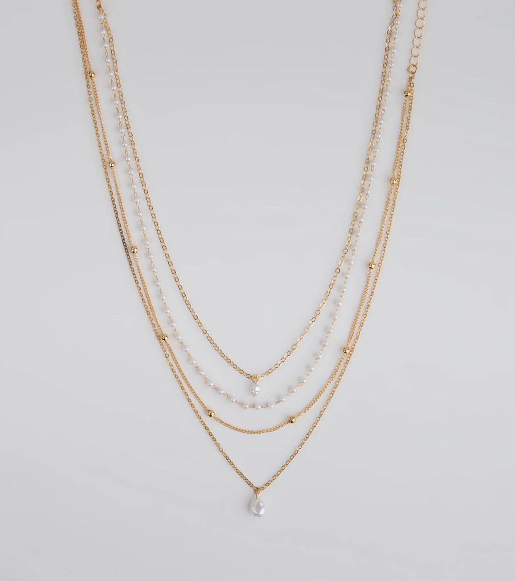 Delicately Chic Pearl Layered Necklace
