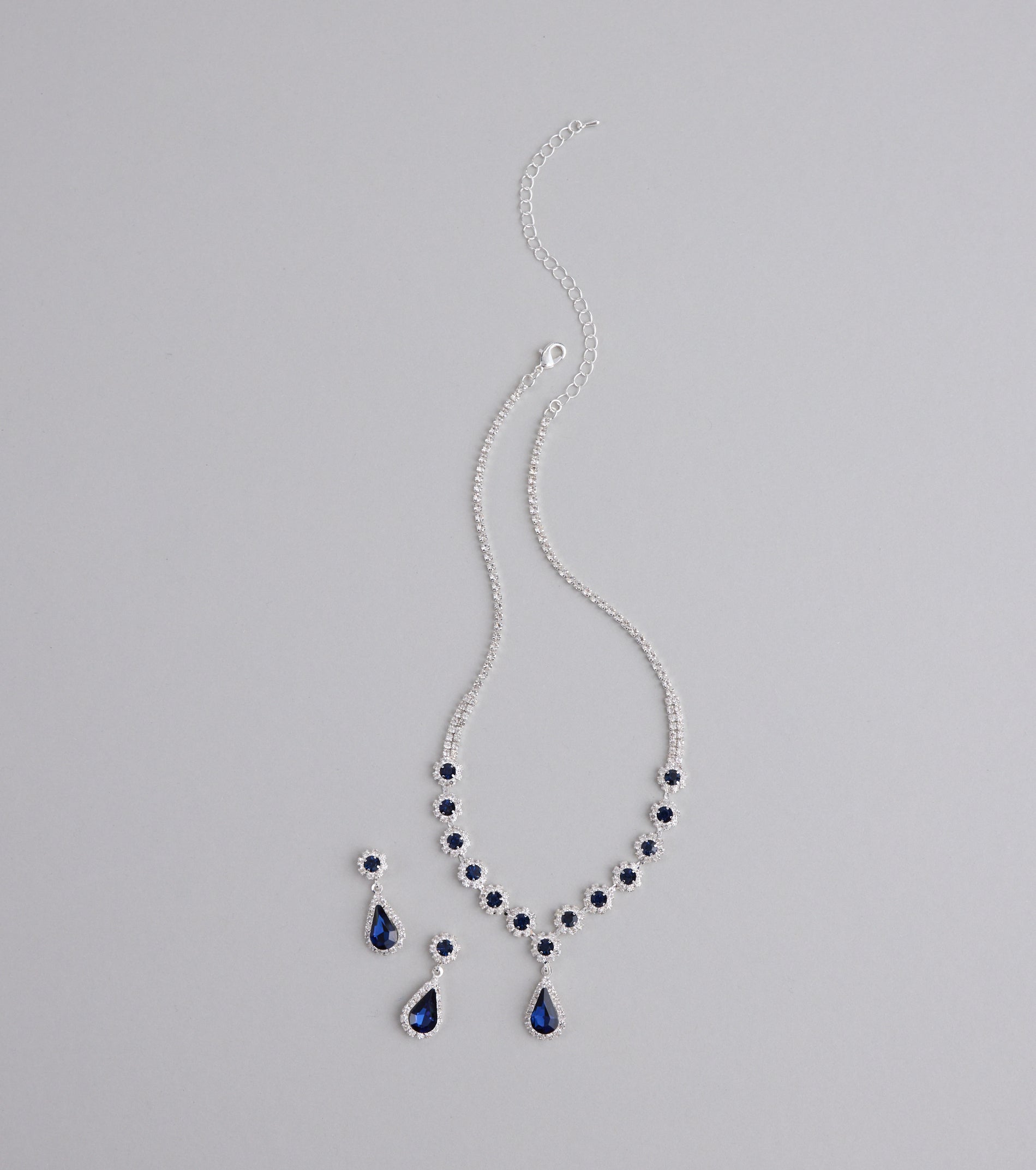 Rare Elegance Necklace And Earrings Set