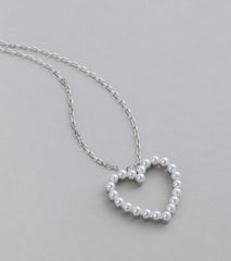 Capture Hearts Pearl Charm Necklace