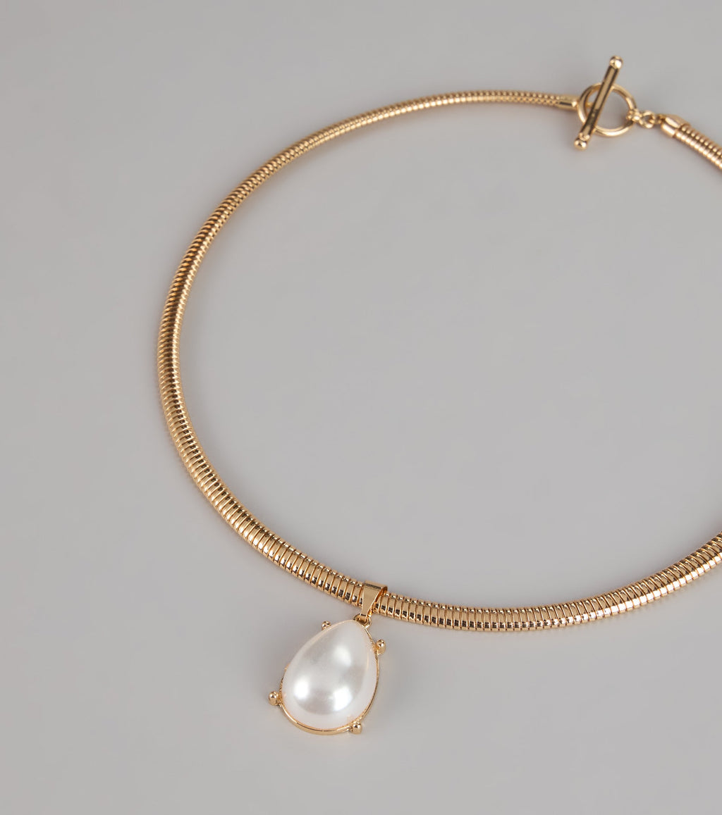 Soft Focus Pearl Collar Necklace