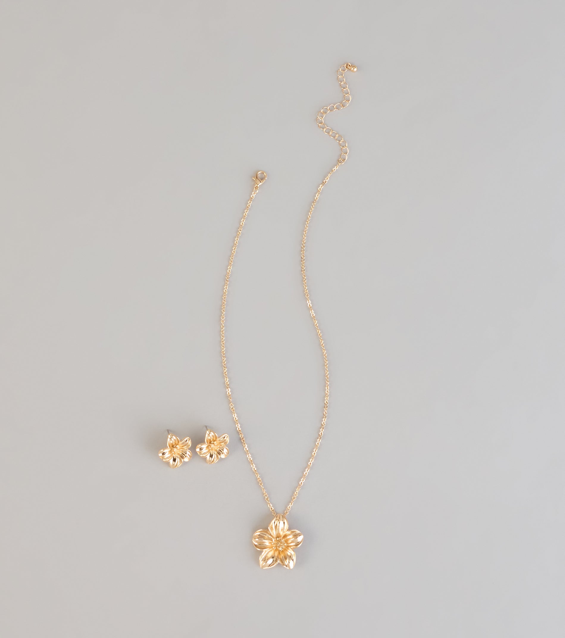 Bloom Mood Flower Necklace And Stud Earrings Set