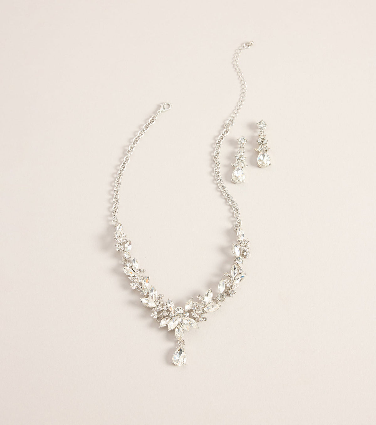 Perfect Glamour Rhinestone Necklace And Earrings Set