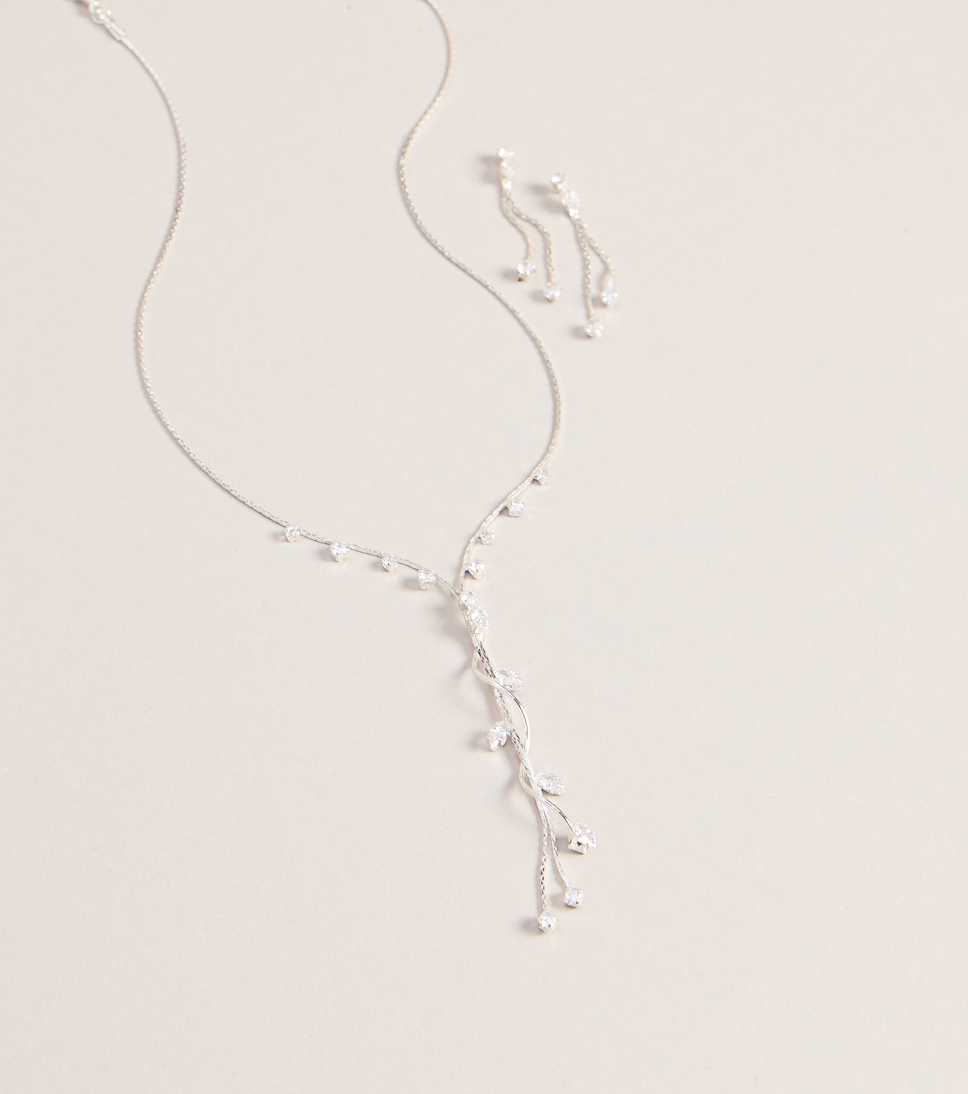 Last Touch Necklace And Earrings Set