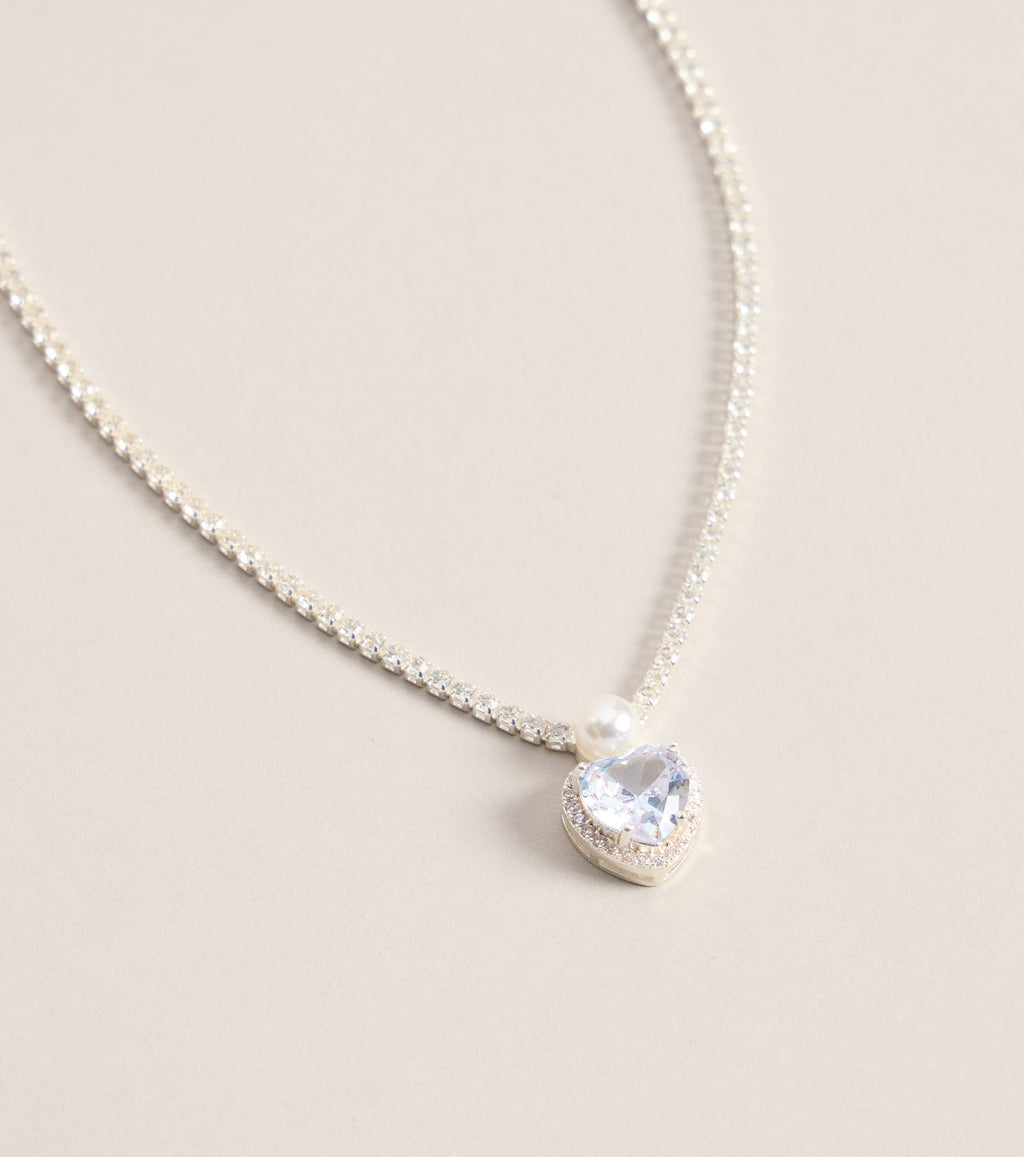 Pretty Sparkle Rhinestone Heart Necklace And Stud Earrings Set