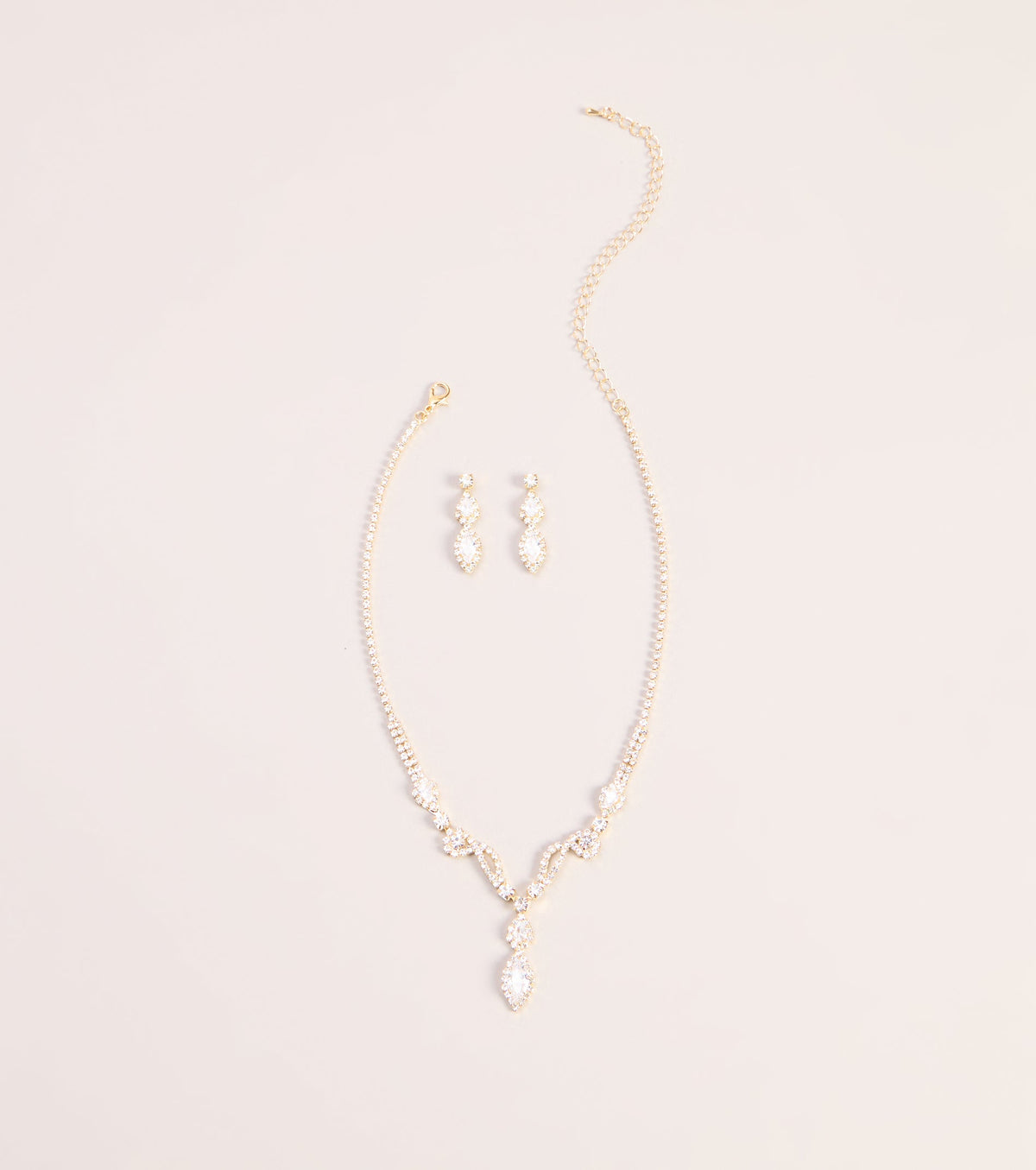 Dressed To Dazzle Jewelry Set