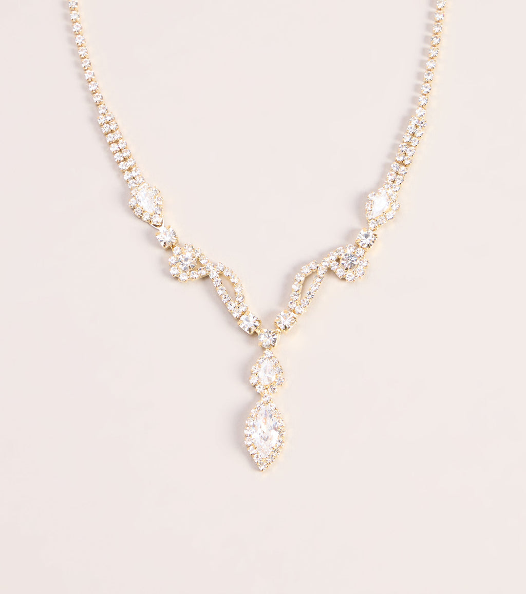 Dressed To Dazzle Jewelry Set