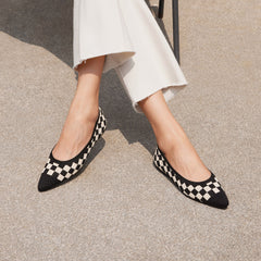 Pointed-Toe Ballet Flats (Aria 5°)