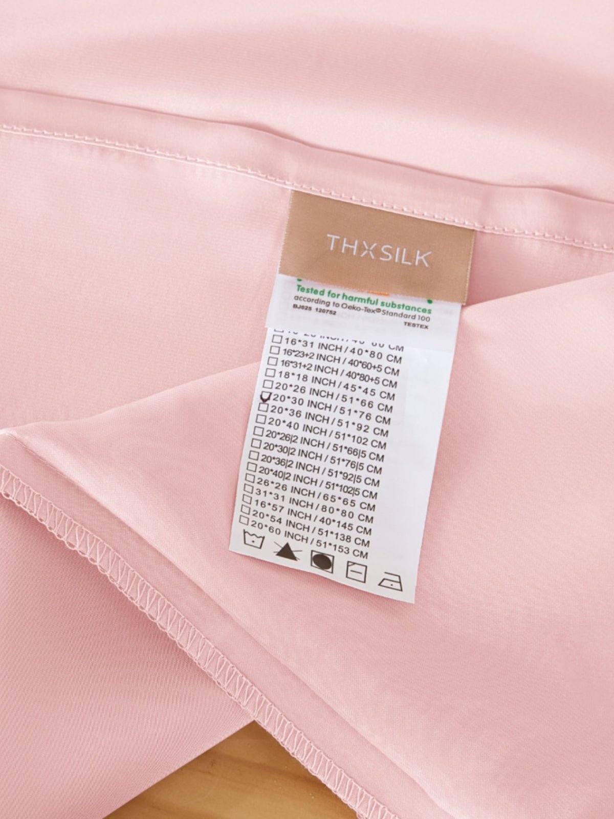 Soft Mulberry Silk Pillowcase with Envelope Closure