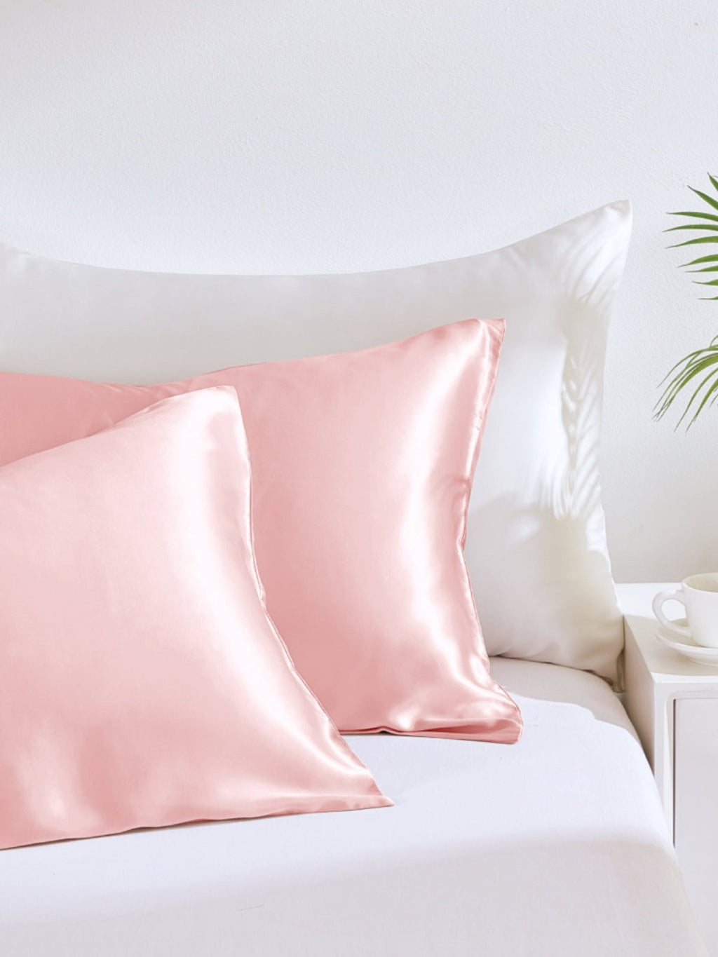 Soft Mulberry Silk Pillowcase with Envelope Closure