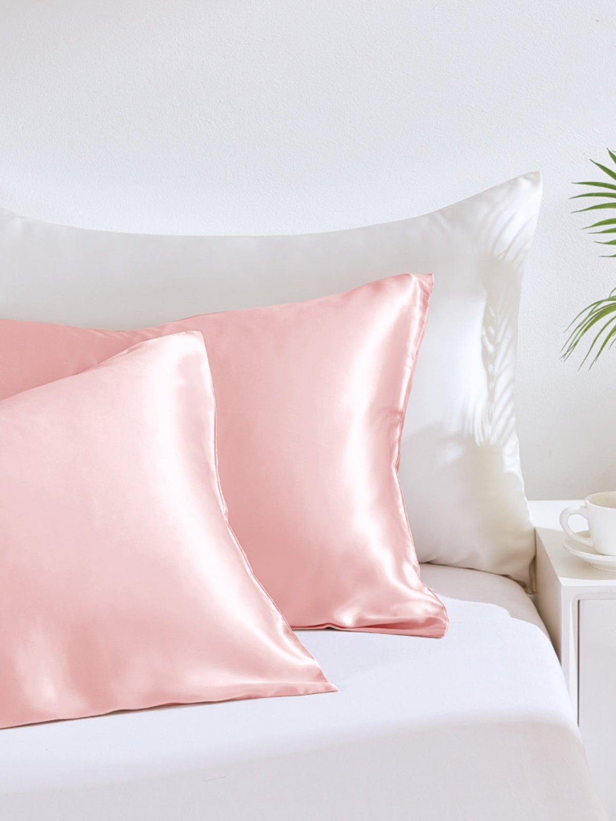 Soft Mulberry Silk Pillowcase with Envelope Closure