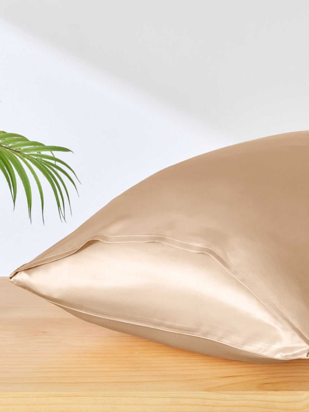 Soft Mulberry Silk Pillowcase with Envelope Closure