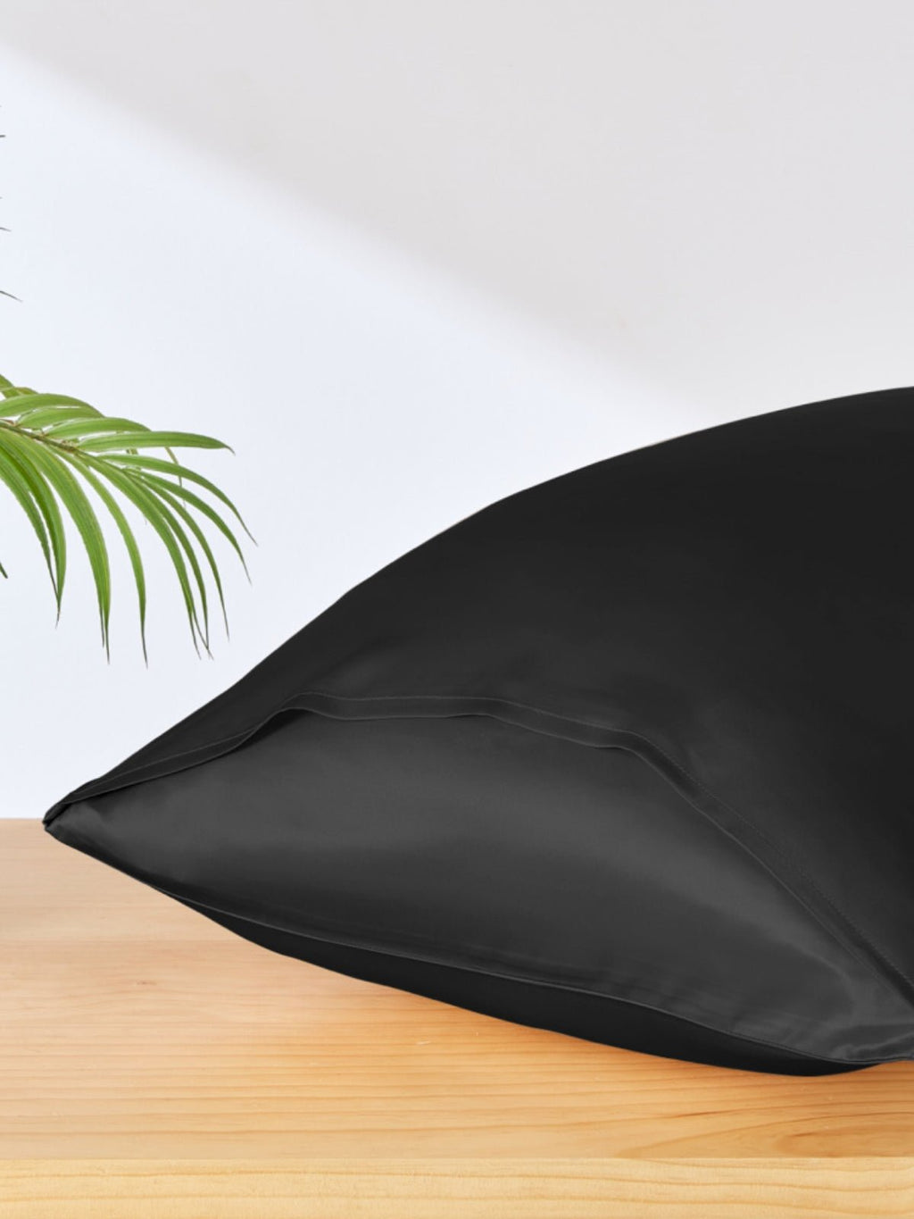 Soft Mulberry Silk Pillowcase with Envelope Closure