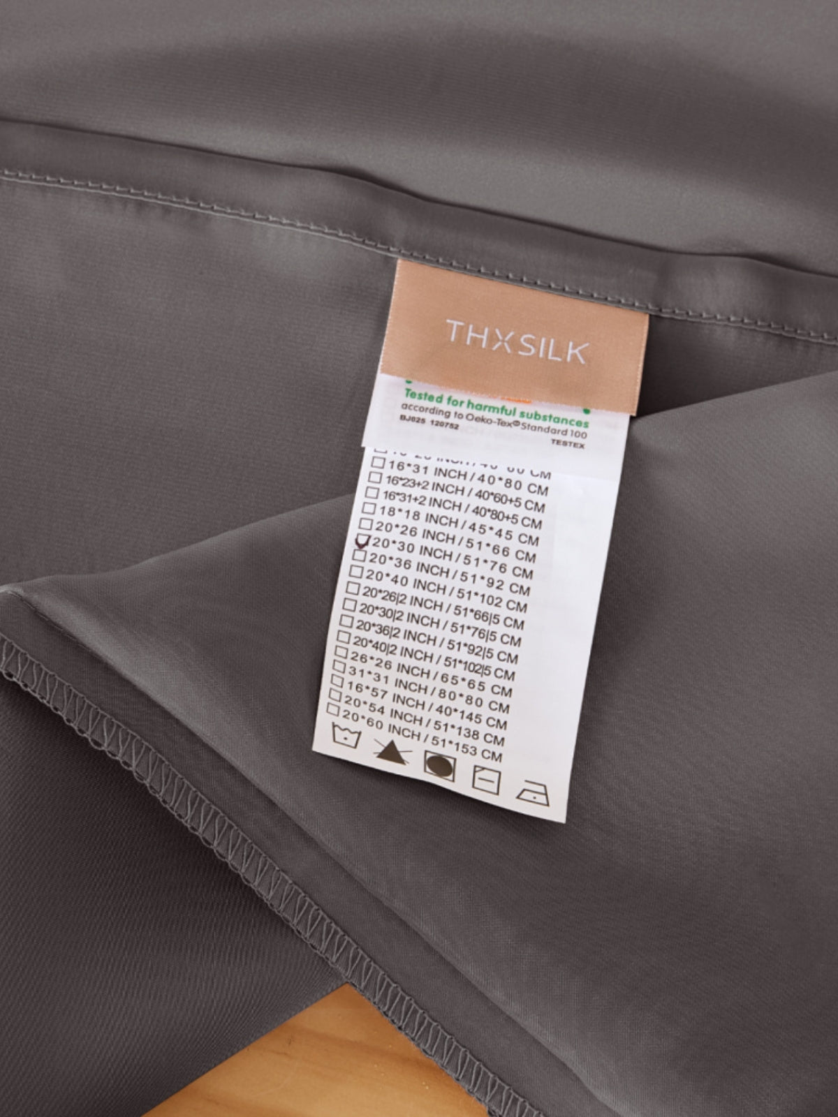 Soft Mulberry Silk Pillowcase with Envelope Closure