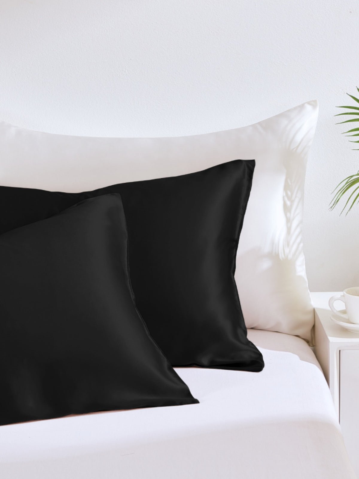 Soft Mulberry Silk Pillowcase with Envelope Closure