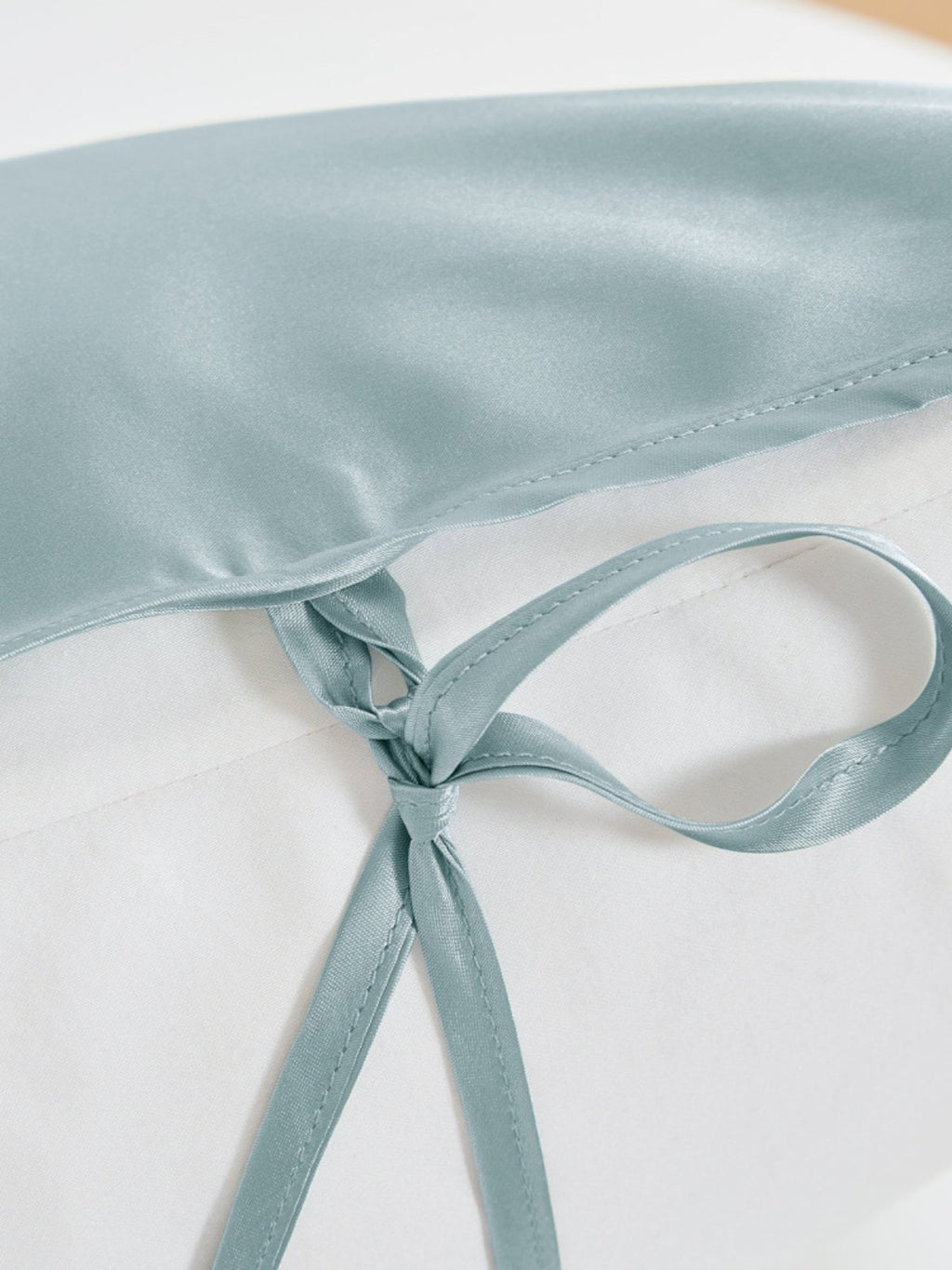 Soft Silk Pillow Cover for Hair & Skin