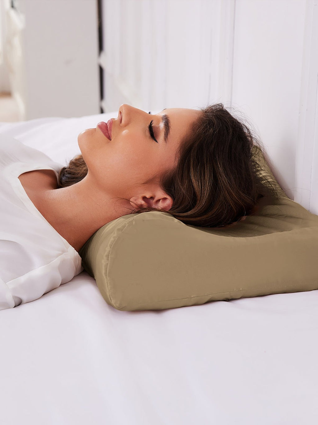 Soft Contour Silk Pillowcase for Memory Foam Pillows