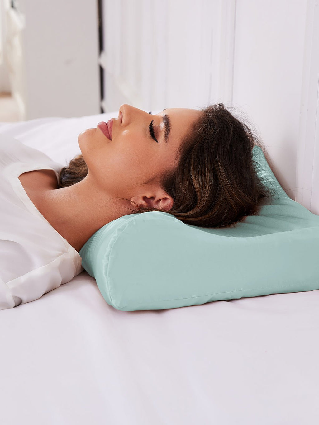 Soft Contour Silk Pillowcase for Memory Foam Pillows