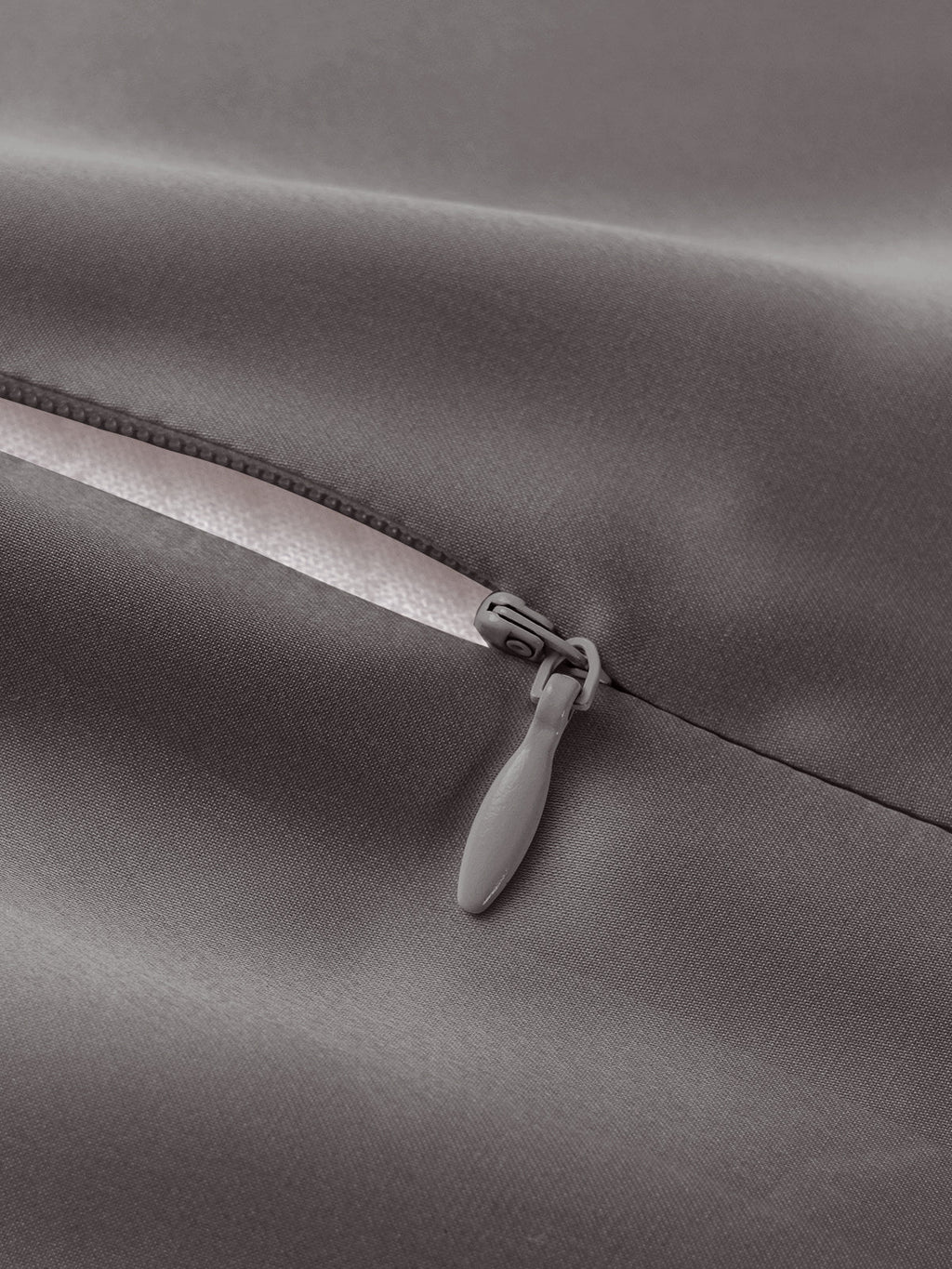 Soft Contour Silk Pillowcase for Memory Foam Pillows