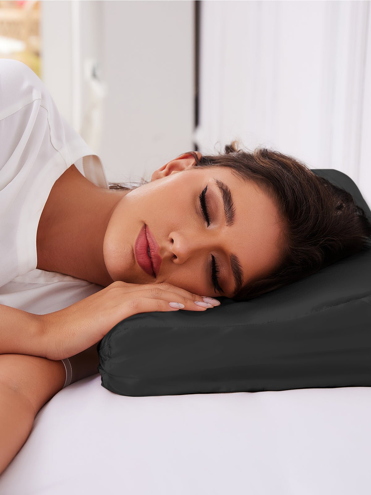 Soft Contour Silk Pillowcase for Memory Foam Pillows