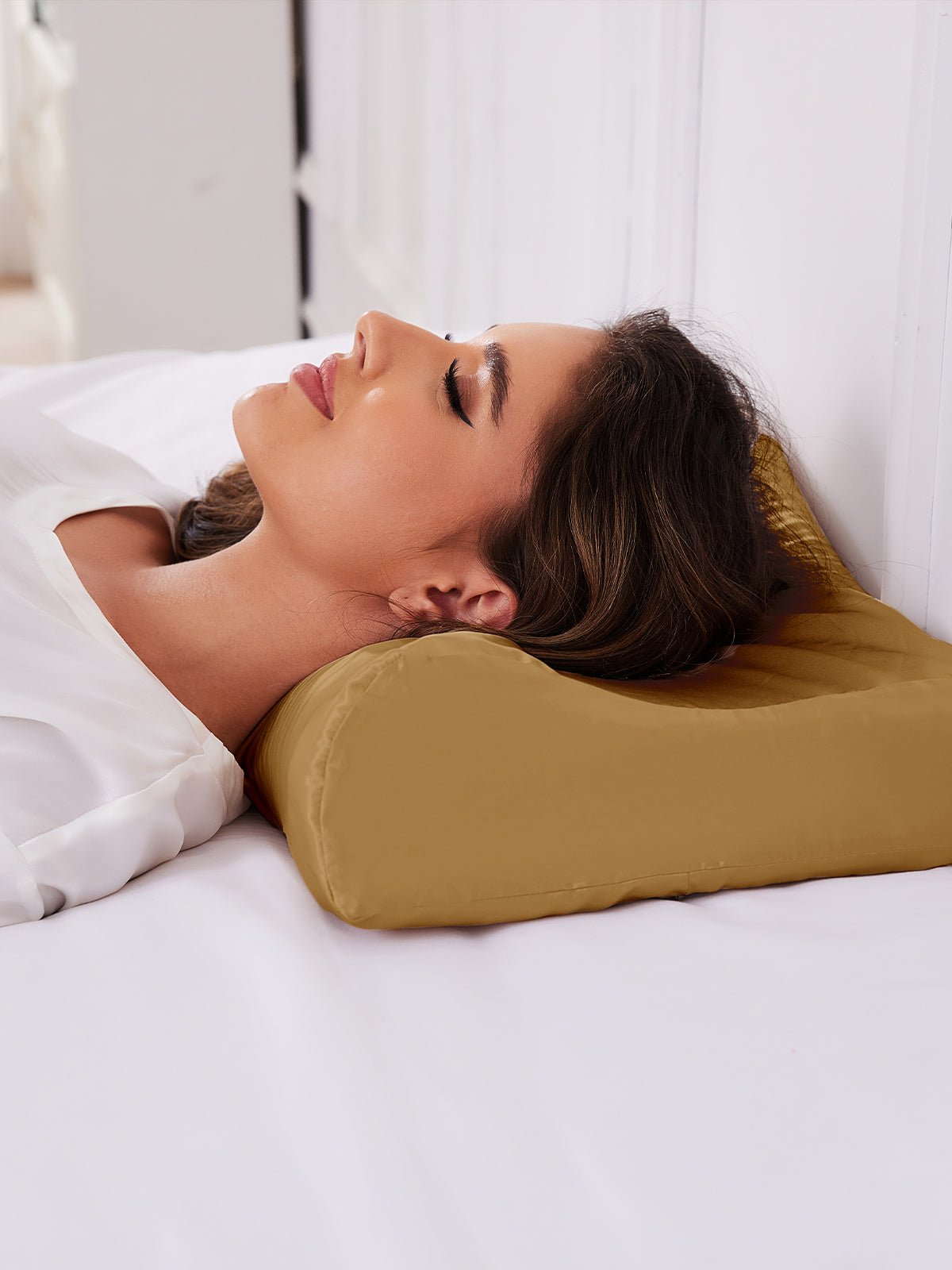 Soft Contour Silk Pillowcase for Memory Foam Pillows