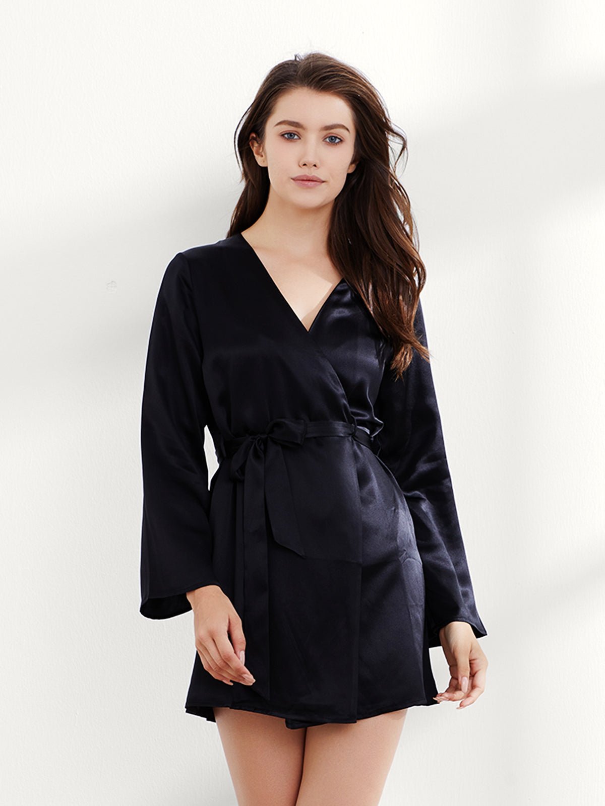 Elegant Mulberry Silk Short Robe