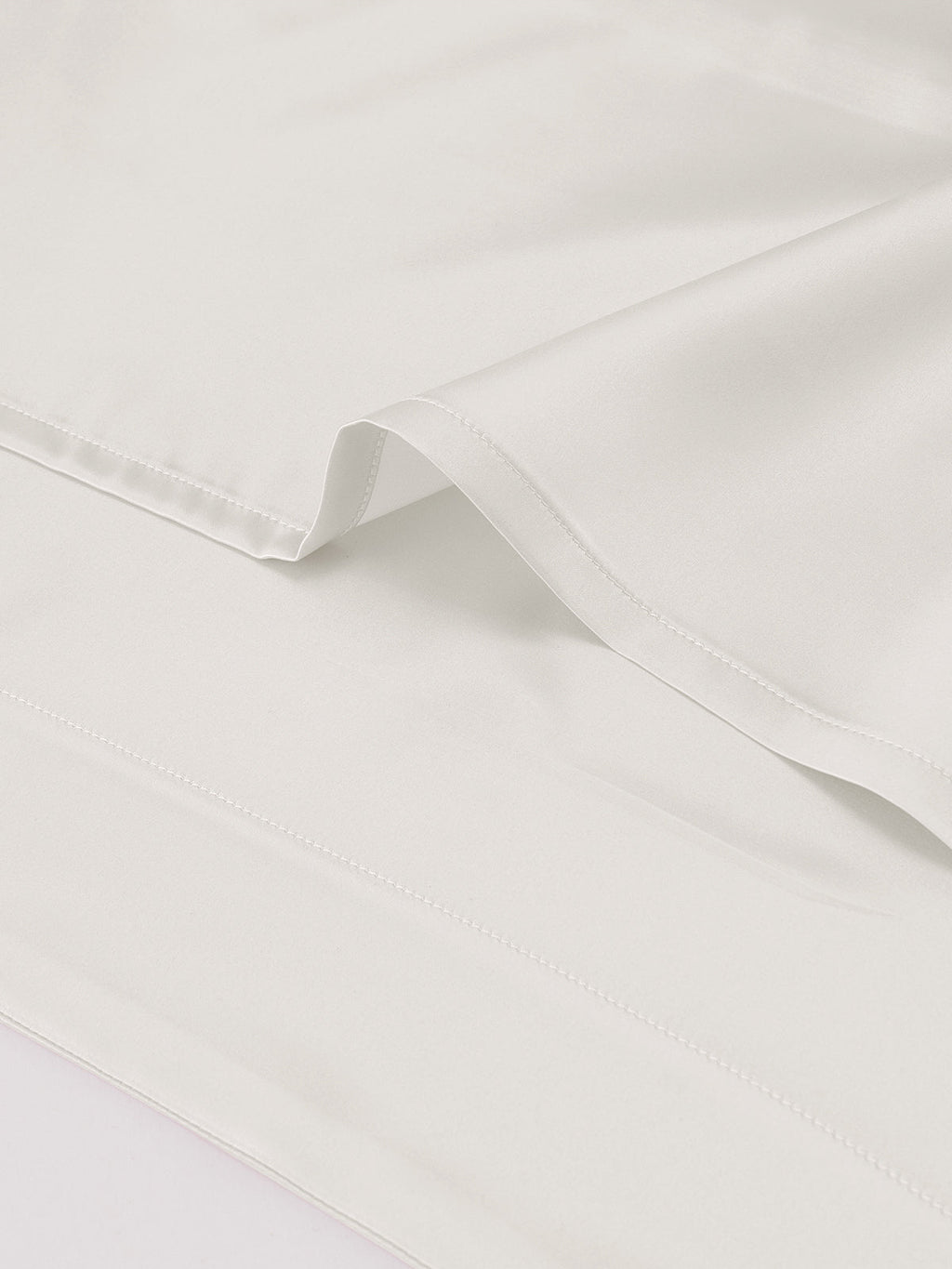 Soft Silk Pillow Sham with Envelope Closure