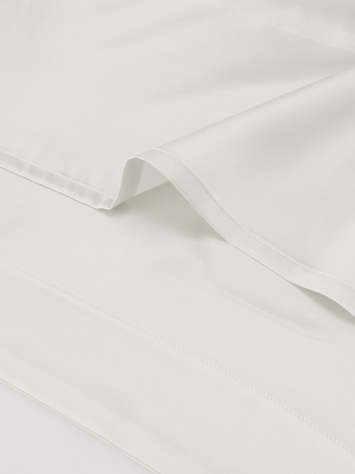 Soft Silk Pillow Sham with Envelope Closure