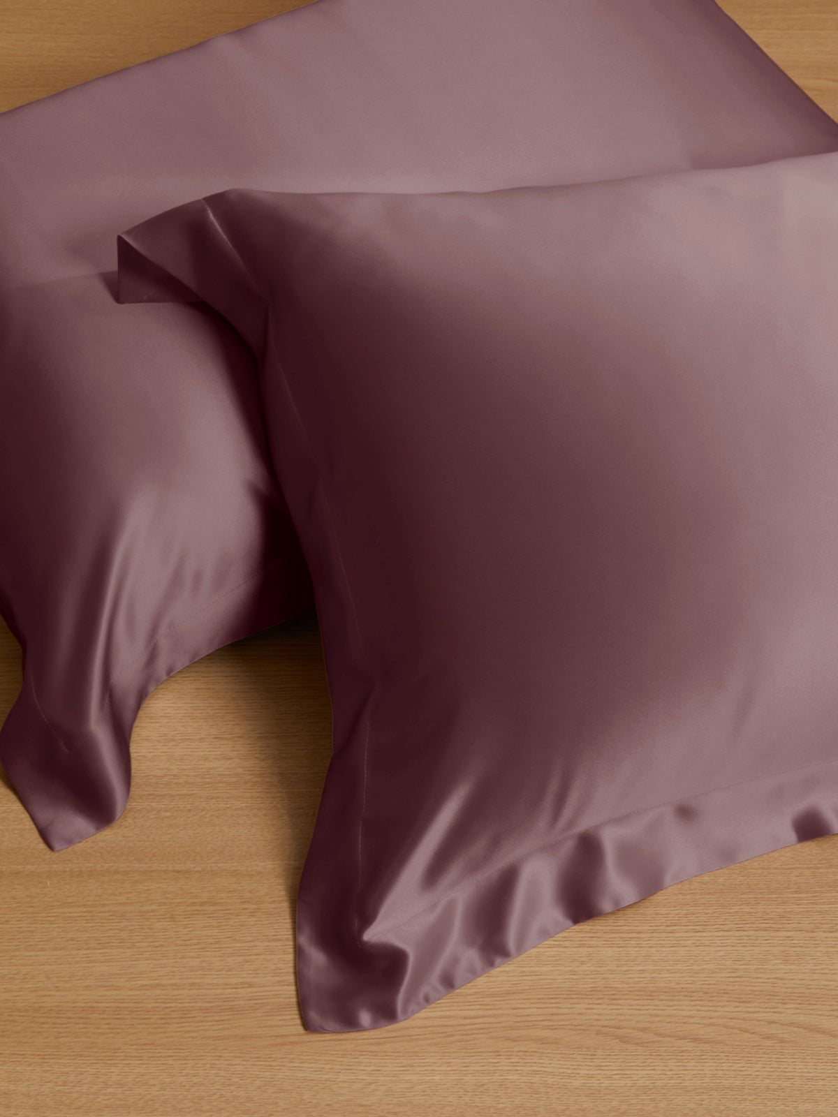 Soft Silk Pillow Sham with Envelope Closure