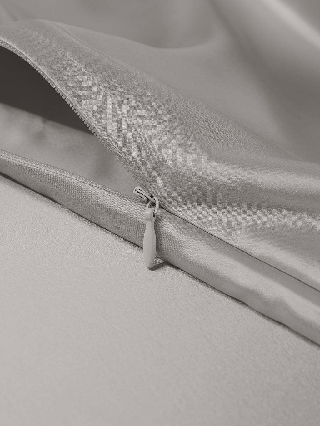 Premium Silk Pillowcase with Hidden Zipper
