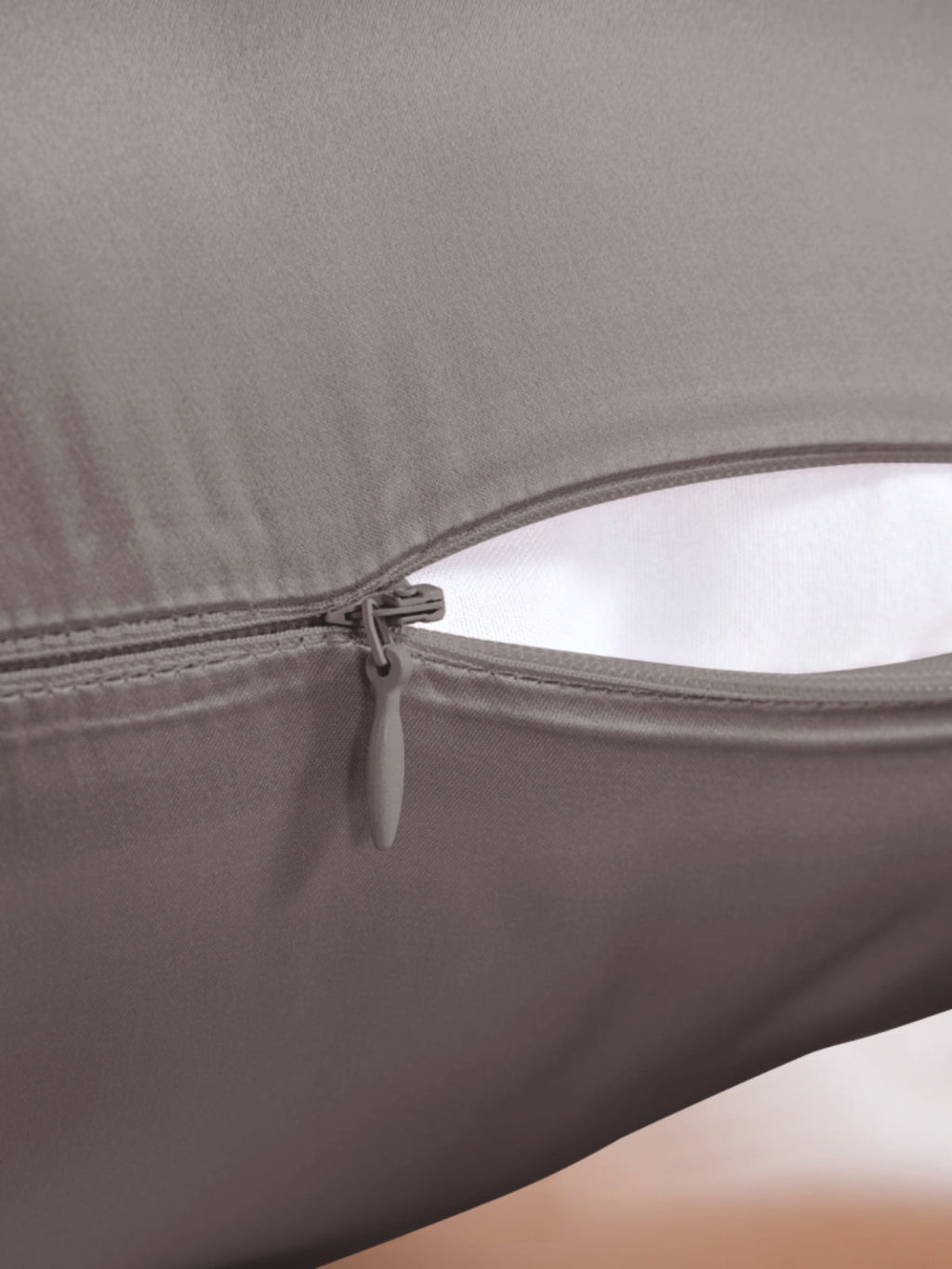 Classic Silk Pillowcase with Hidden Zipper