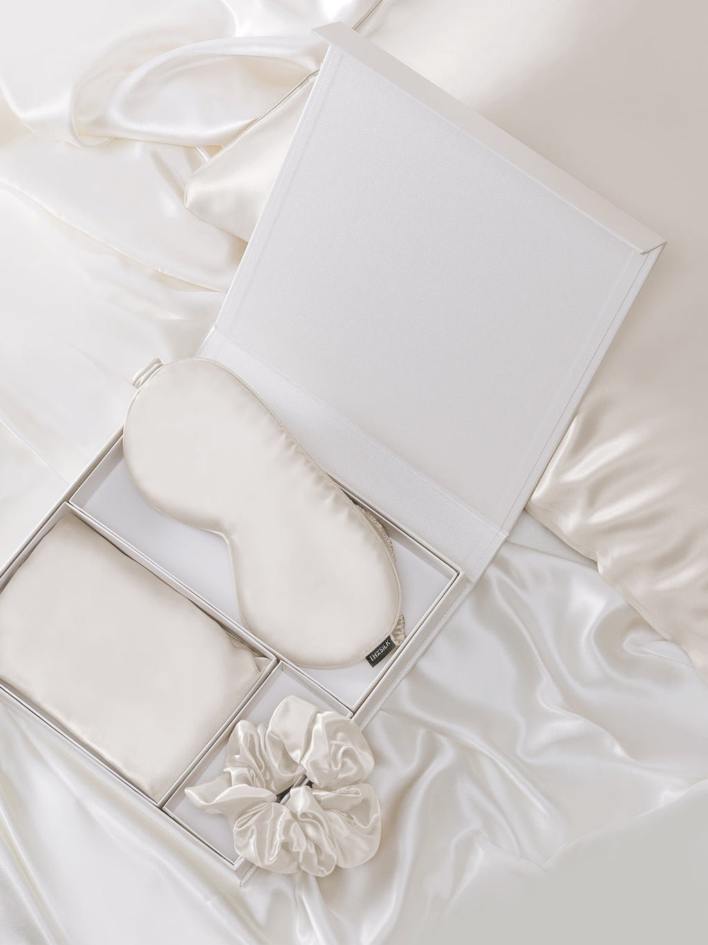 Luxury Silk Pillowcase Sleep Set