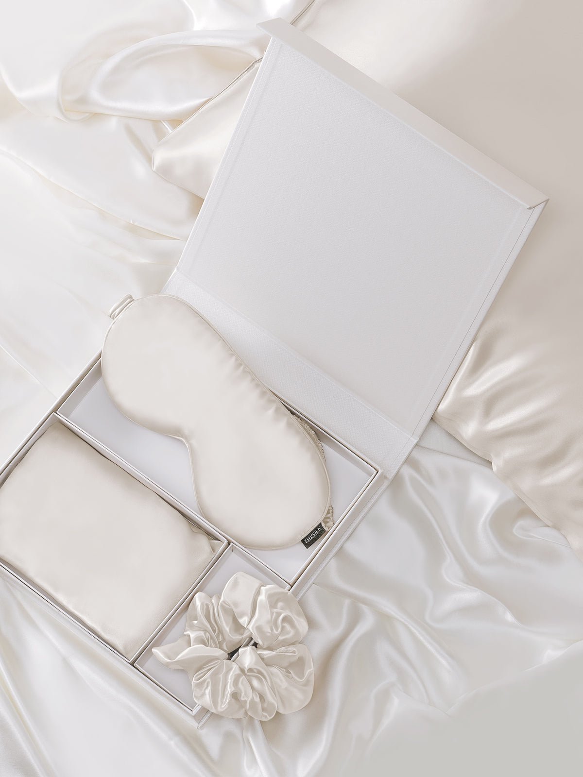 Luxury Silk Pillowcase Sleep Set