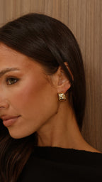Erin Hoop Earrings - Gold