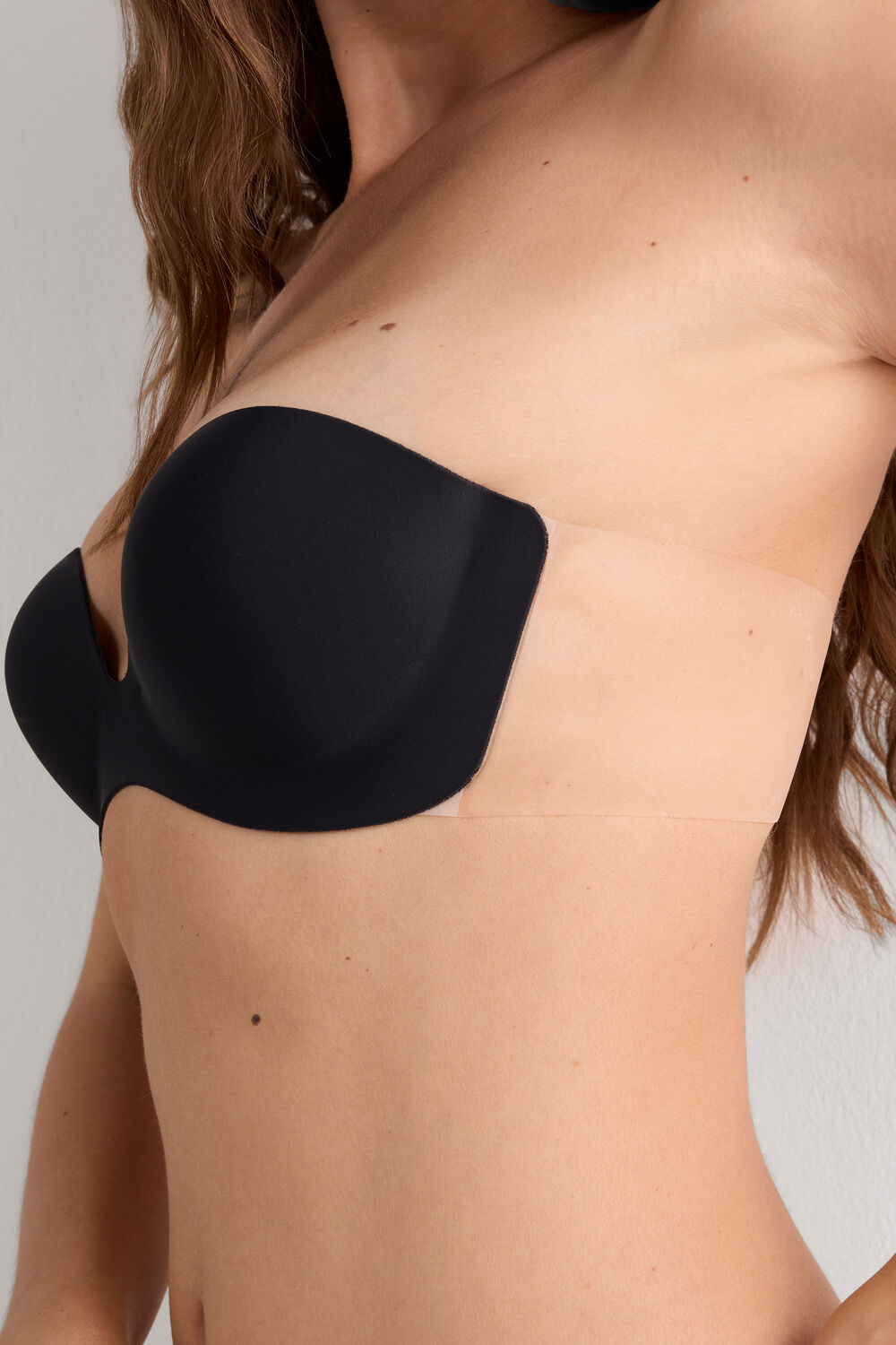 Transparent Back Strapless Bra - Black