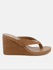 Baci Wedge - Caramel Suede