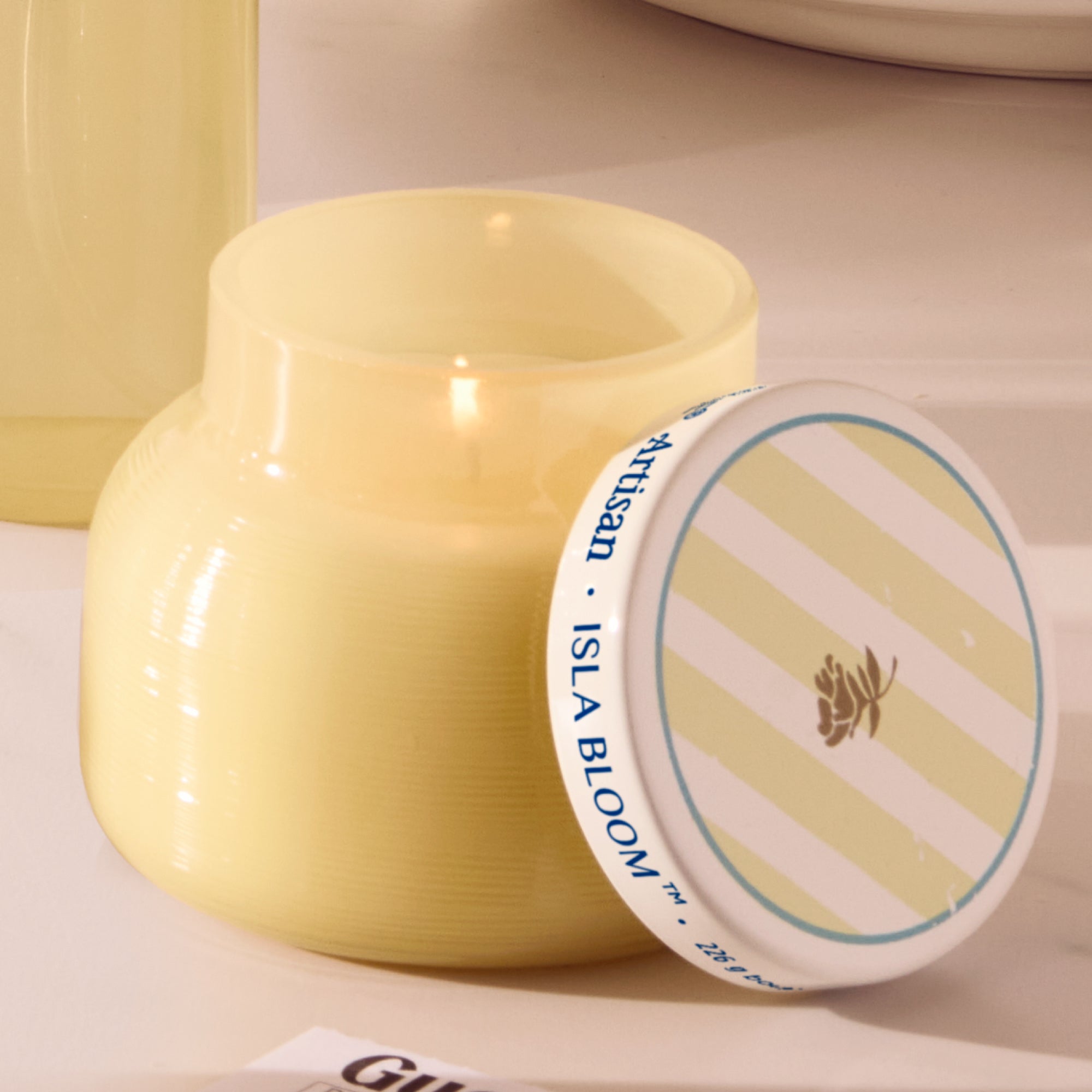 Isla Bloom Caffè Capri Petite Candle