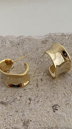 Erin Hoop Earrings - Gold