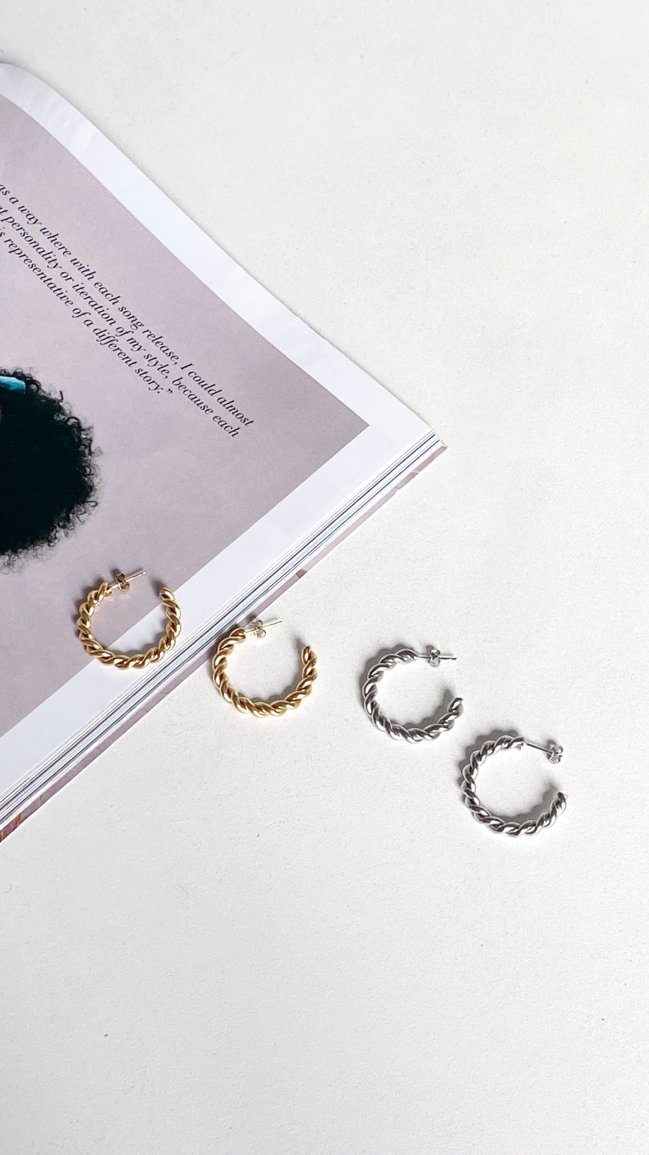 Twist Hoop Earrings -Silver