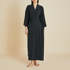 Queenie Black Robe in Silk Crêpe de Chine