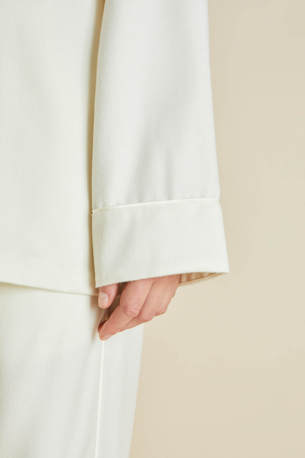 Vanderbilt Aspen Ivory Pajamas in Cashmere