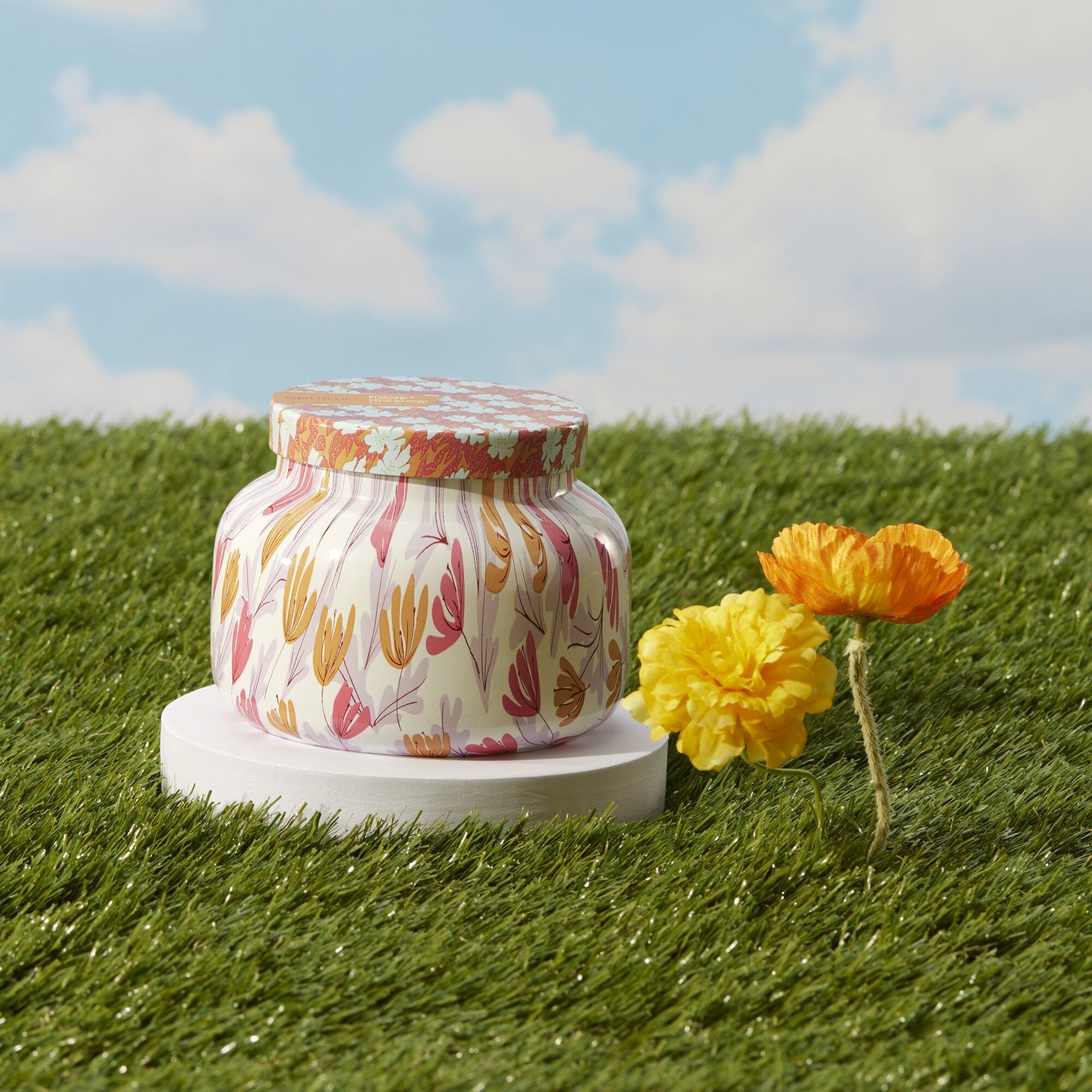 Pineapple Flower Pattern Play Signature Candle