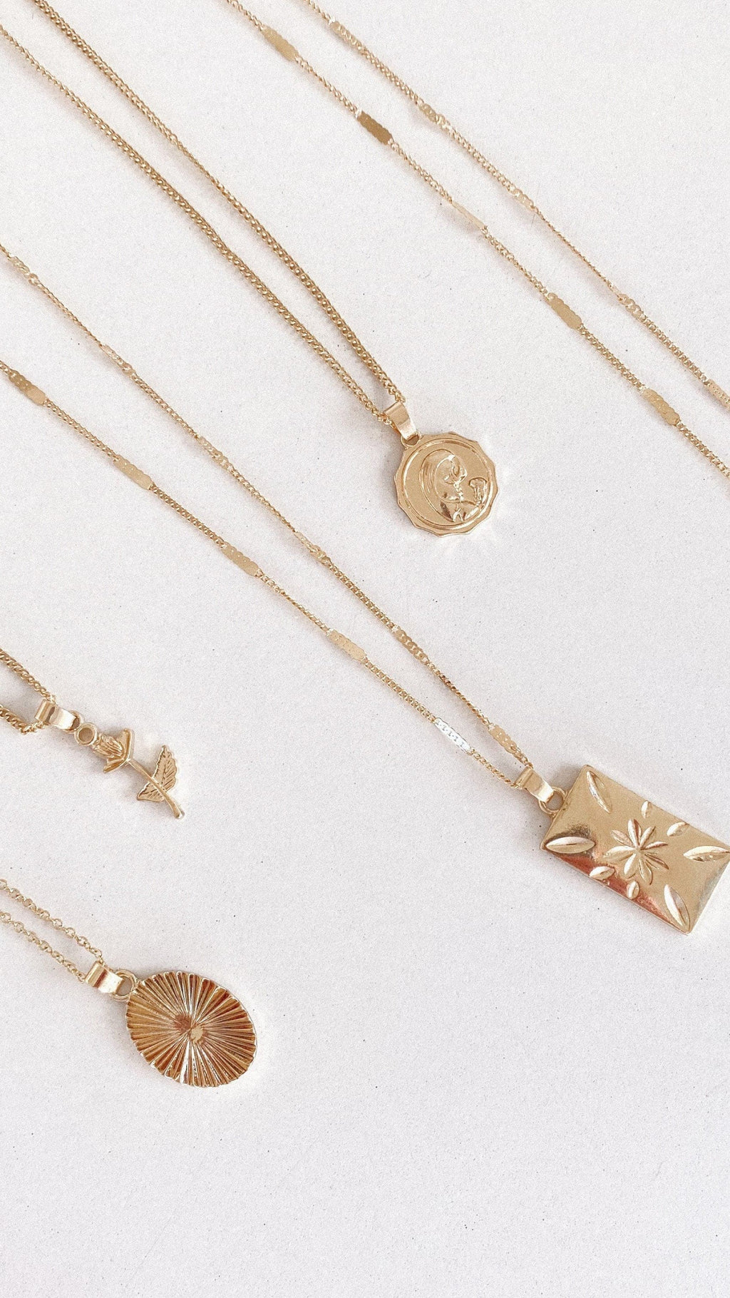 Sierra Fine Necklace Set - Gold