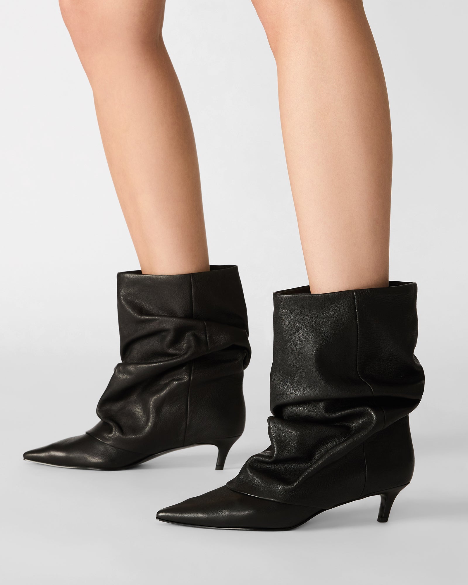 LENNOX BLACK LEATHER
