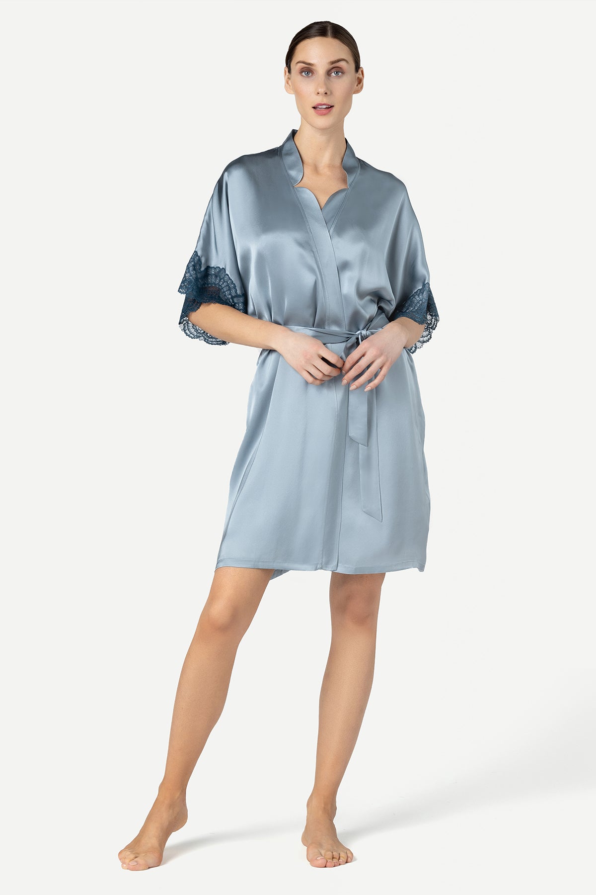 Alice Feminine Lounge Short Silk Kimono