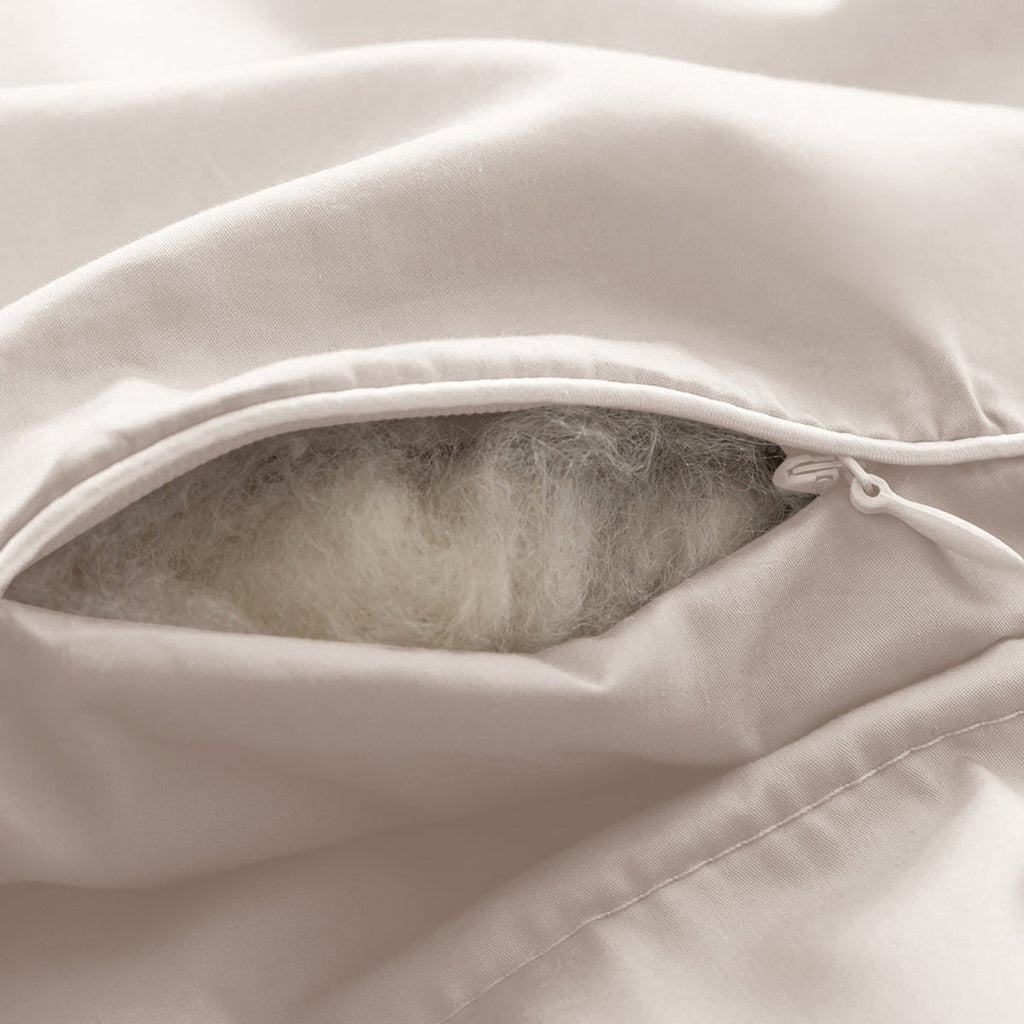 Washable Silk Filled Comforter Lightweight All Season Duvet